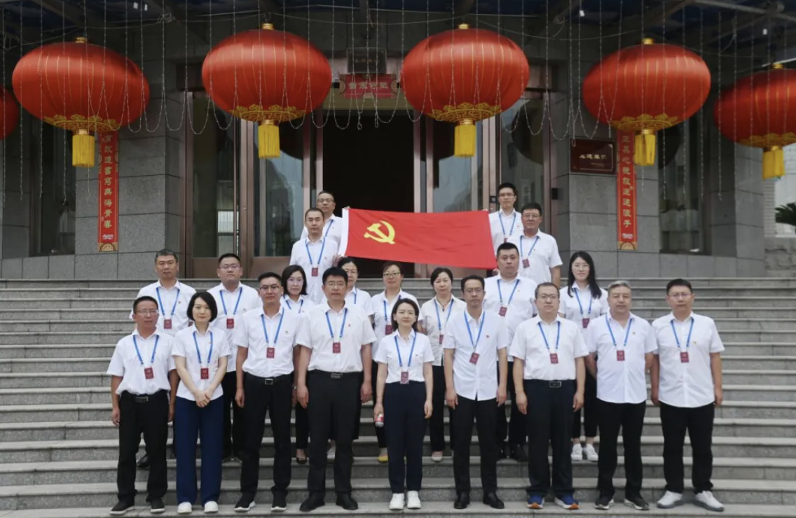 1721093069654083071.png 1721093069654083071.png