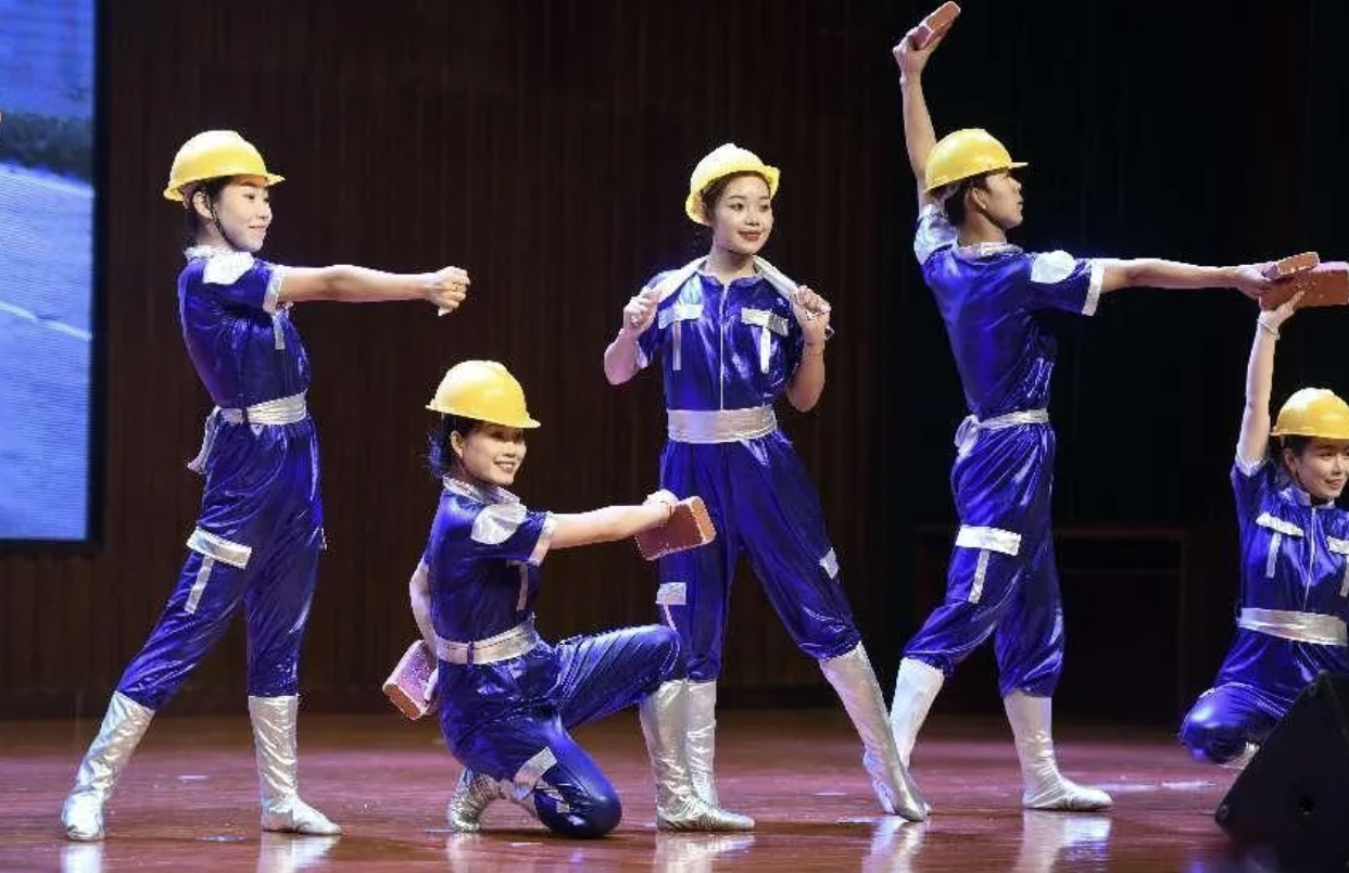 1721643546879000161.png 1721643546879000161.png